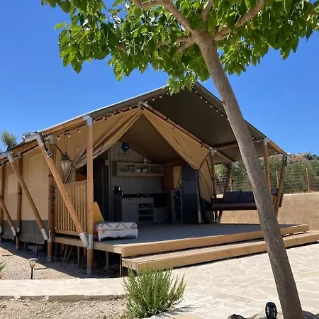 Luxe Safari Glamping Louloudia
