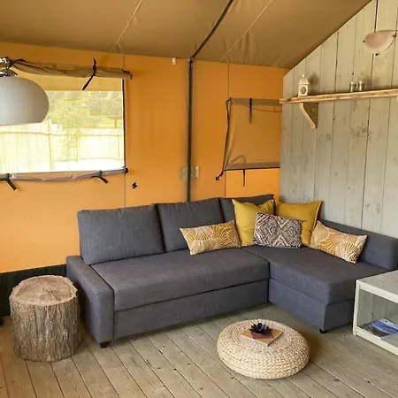Campo de lujo Luxe Safari Glamping Louloudia *